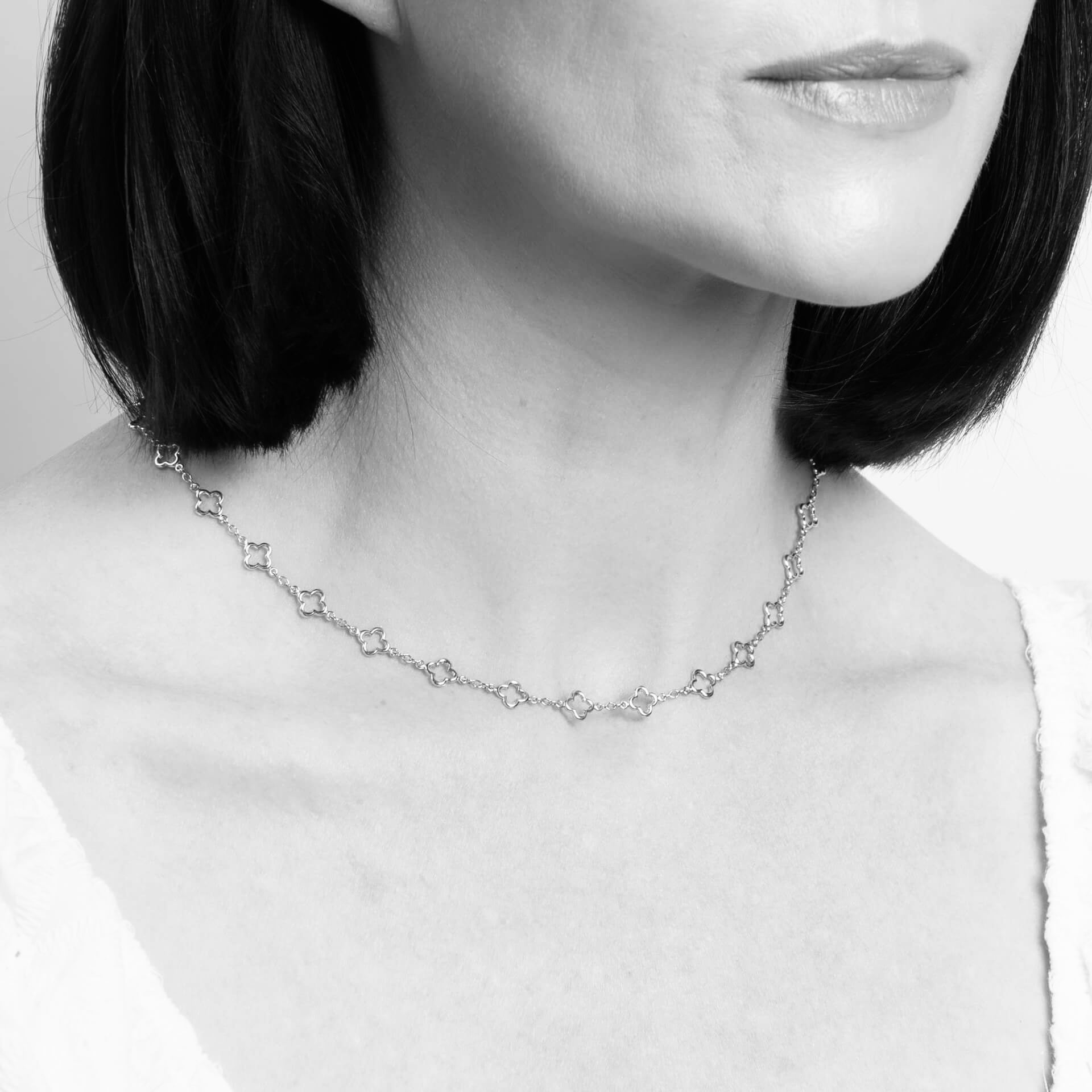 Elements Gold Quatrefoil Station Necklace