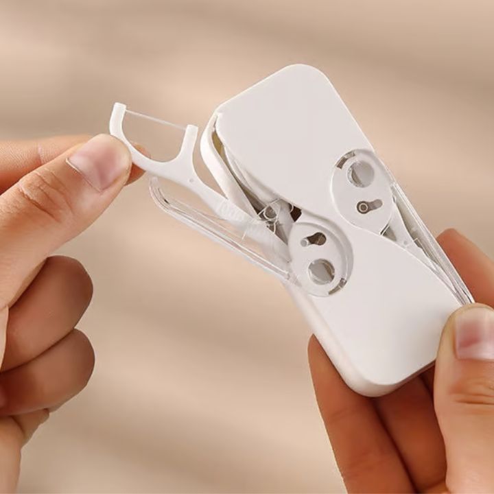 2+2 Free | FlossyGo™ | Portable floss dispenser