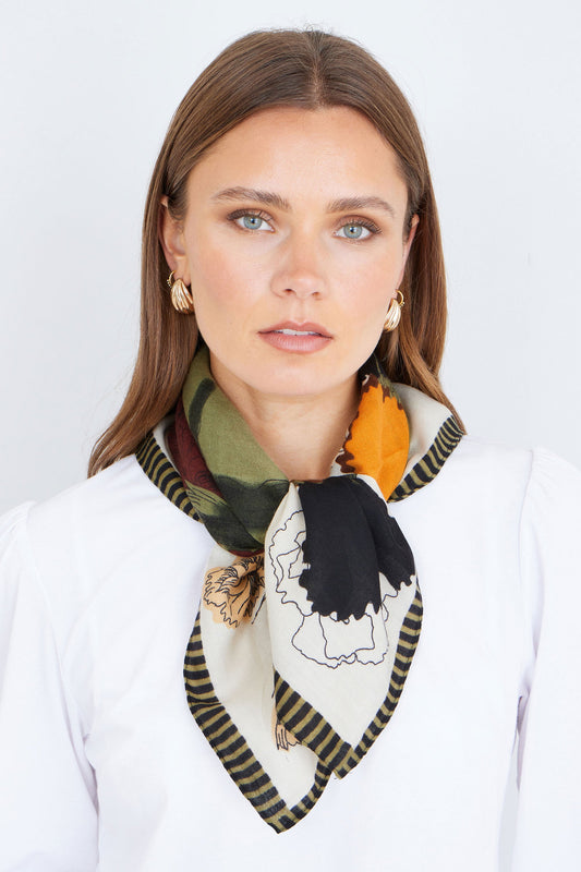 Yumi Green Viscose Placement Floral Scarf