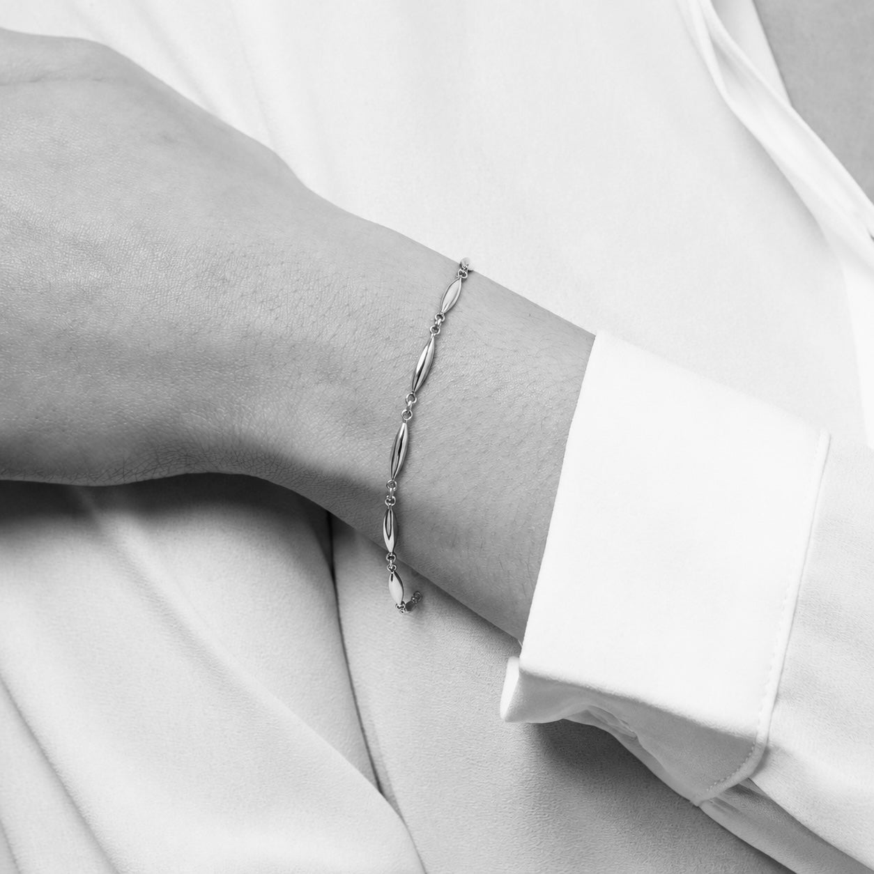 Elements Gold Marquise Link Bracelet