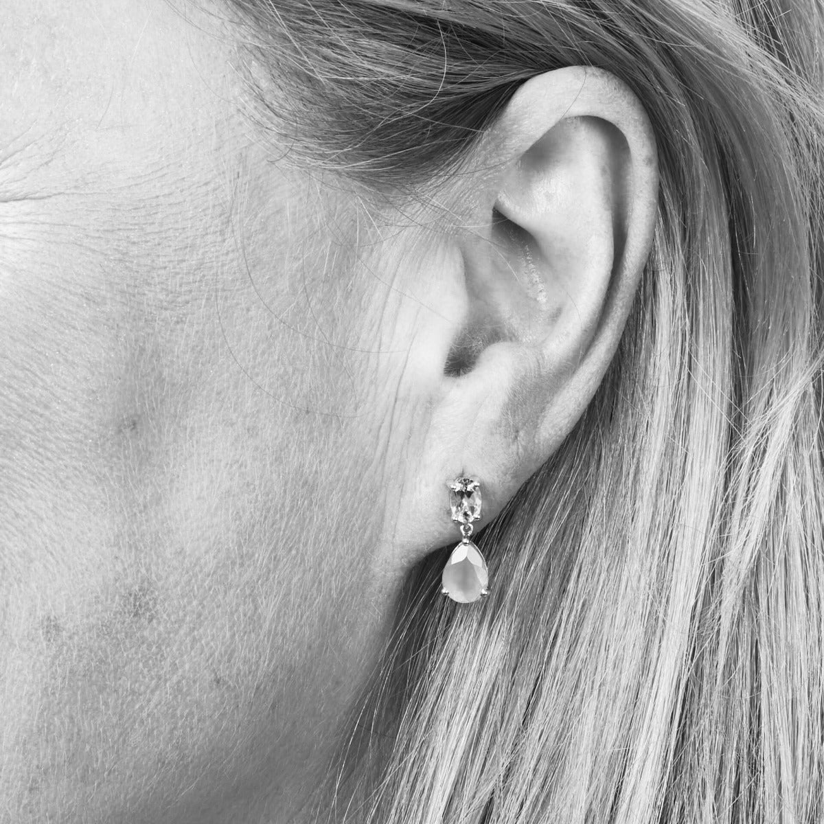 Elements Gold Toi et Moi Amethyst and Onyx Drop Earrings