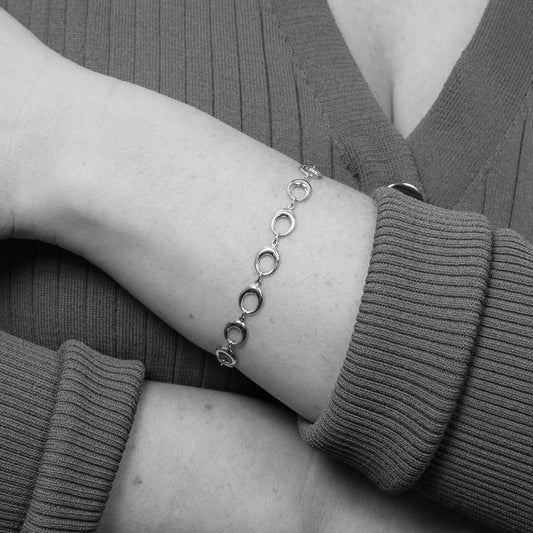 Elements Gold 9ct Mixed Gold Oval Link Bracelet