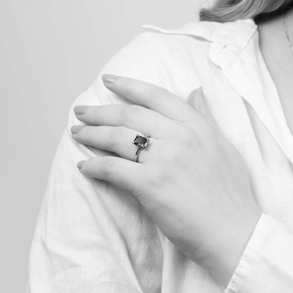Elements Gold Rectangle London Blue Topaz Ring