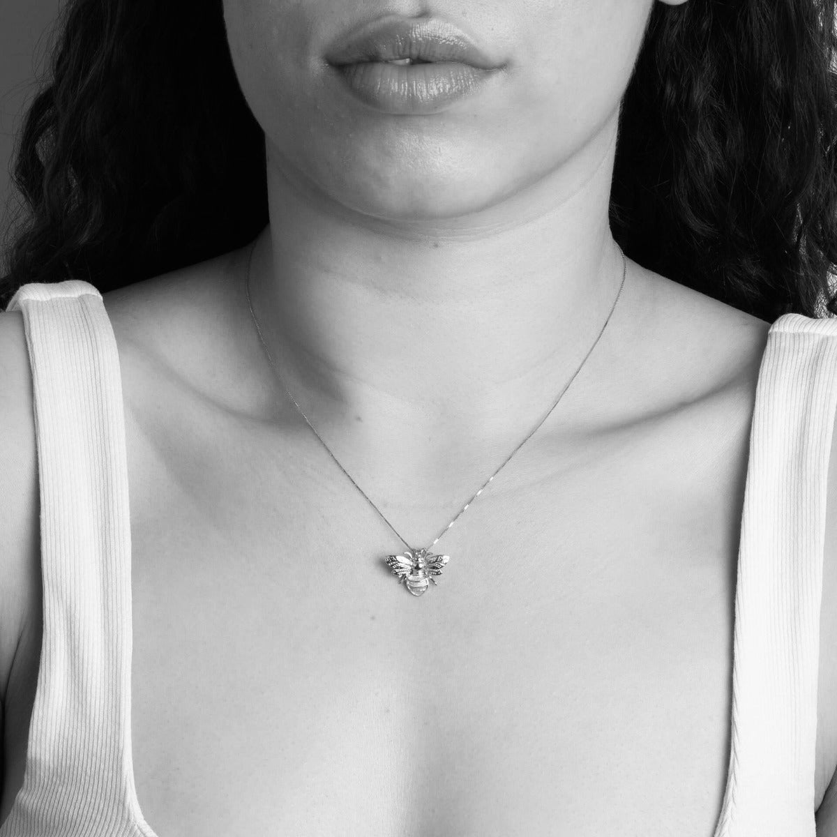 Elements Gold Detailed Bee Pendant