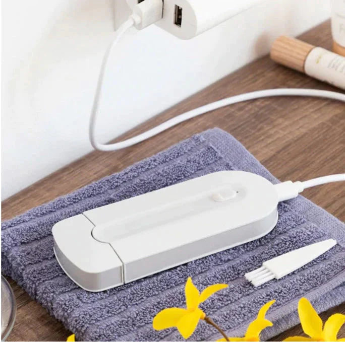 Epilator - Removes hair from the root & cares for your skin